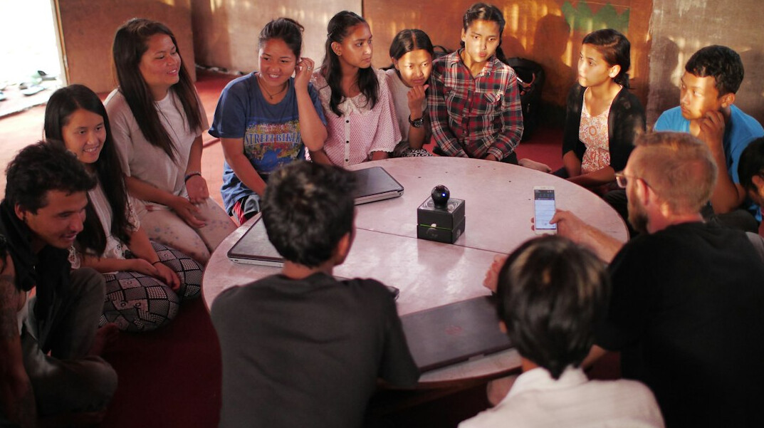 group discussion meeting
